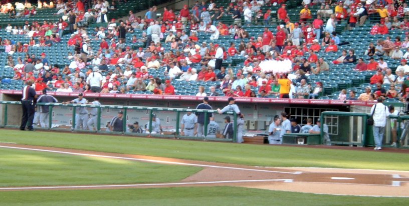 06_mariners_dugout